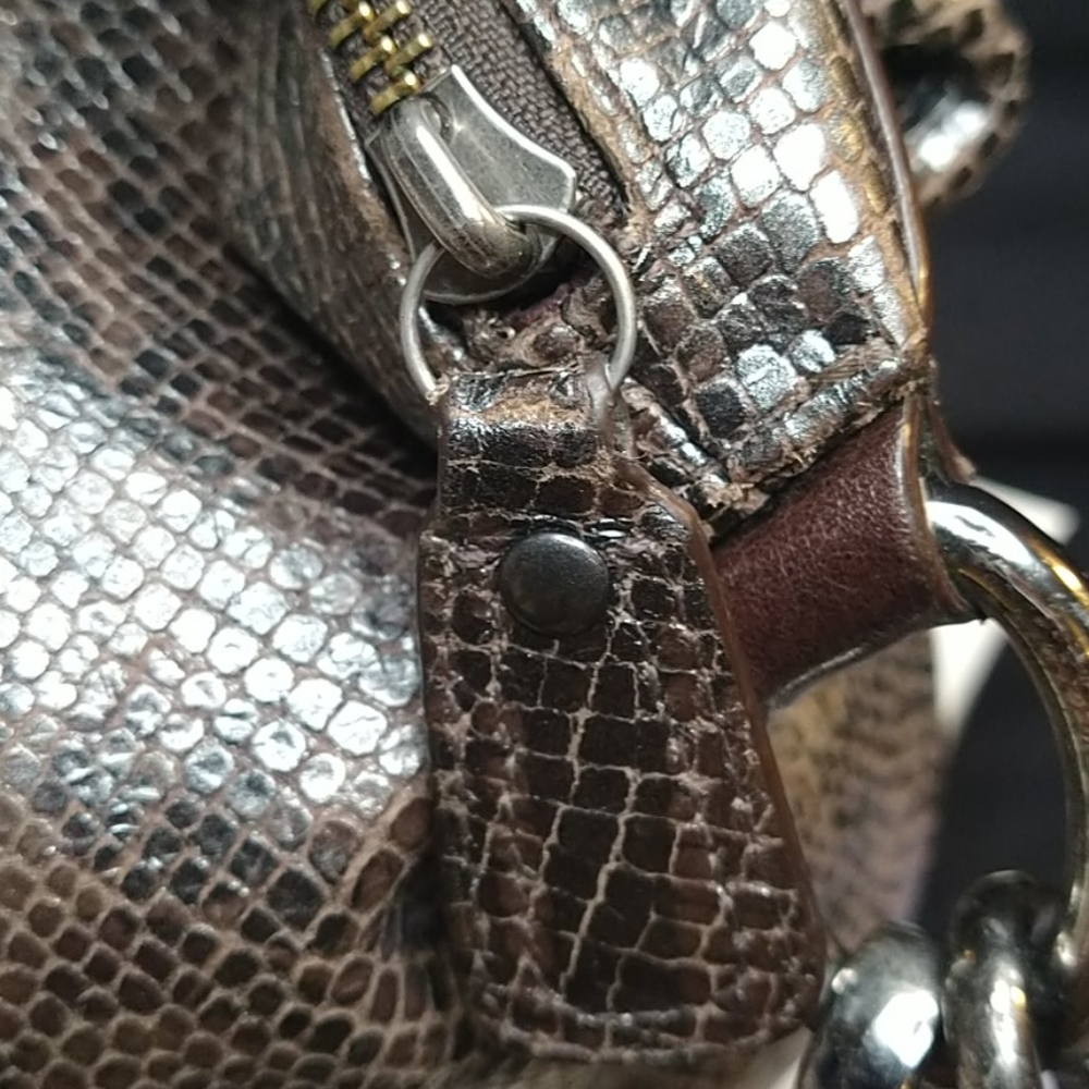 Authentic Coach Purse - Picture 5 of 8